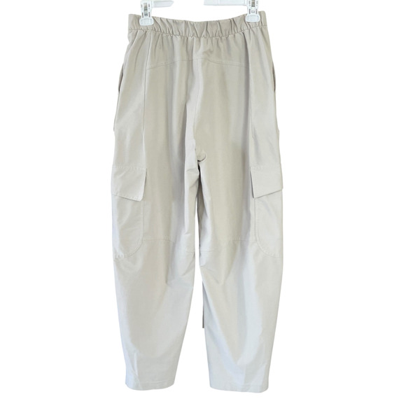 LULULEMON Women's Size 27 Bone Cream Utilitech Cargo Pocket Zip High-Rise Pants - Picture 5 of 7